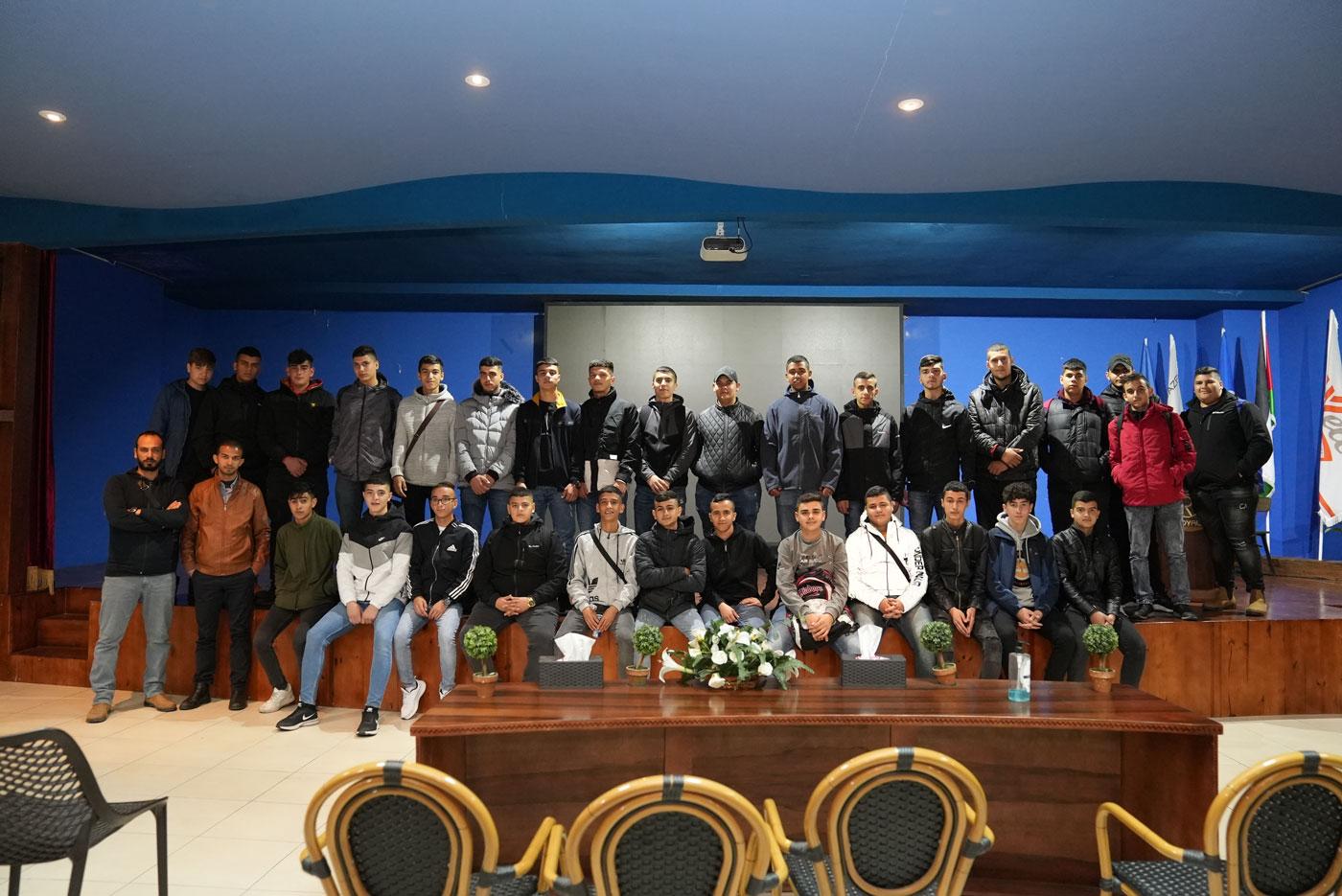 Royal Company hosts a group of students from AL-Yateem AL-Arabi School