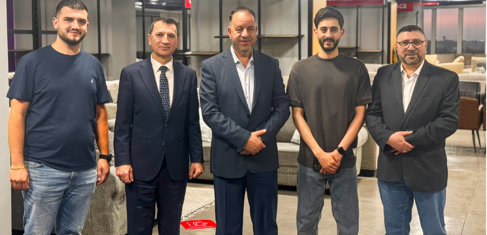 The General Manager of Royal Industrial Company holds a meeting with businessmen at Mazaya Commercial Mall