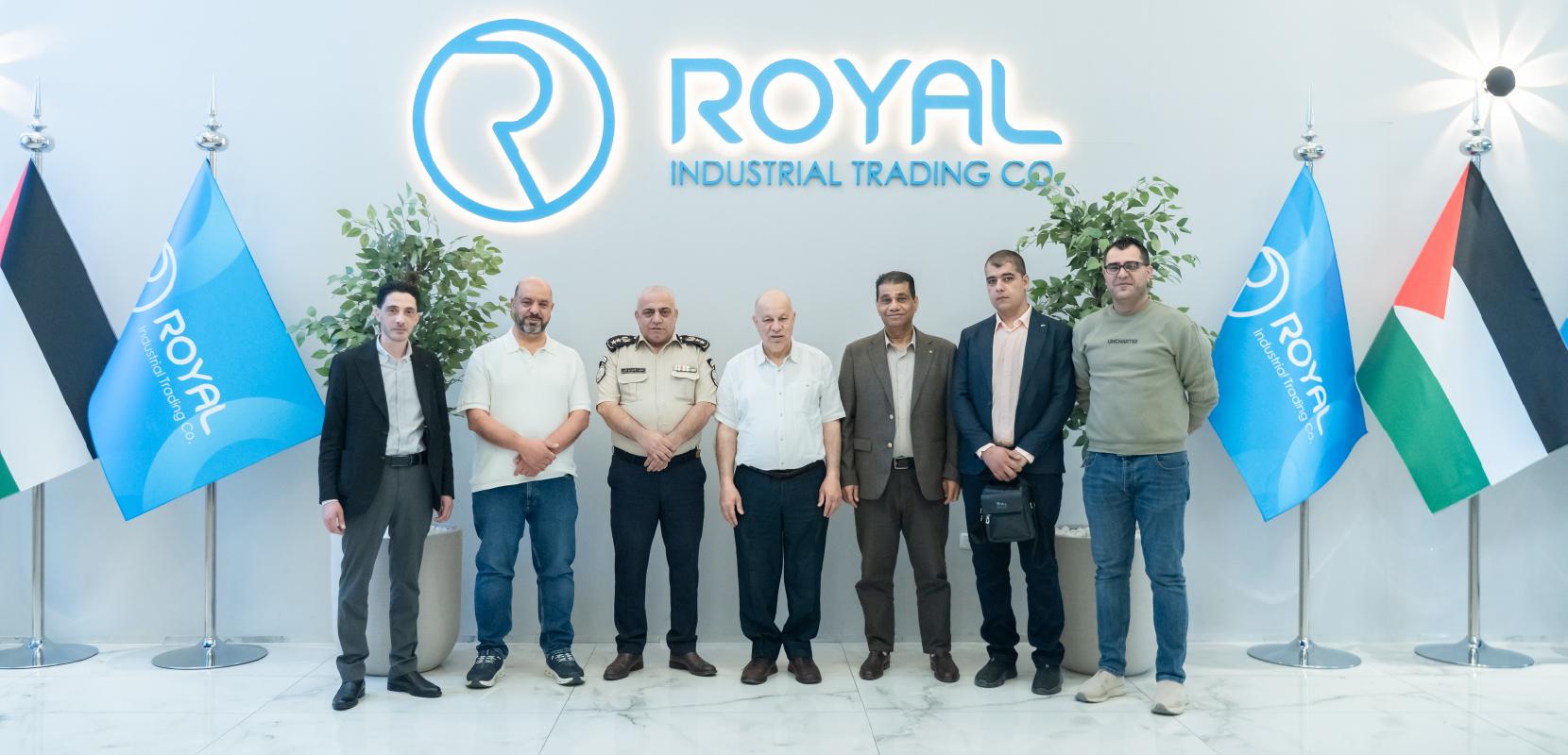 Royal receives the Director of Customs Police in Hebron and the Chairman of the Palestinian Plastic Industries Union to emphasize the importance of protecting national products