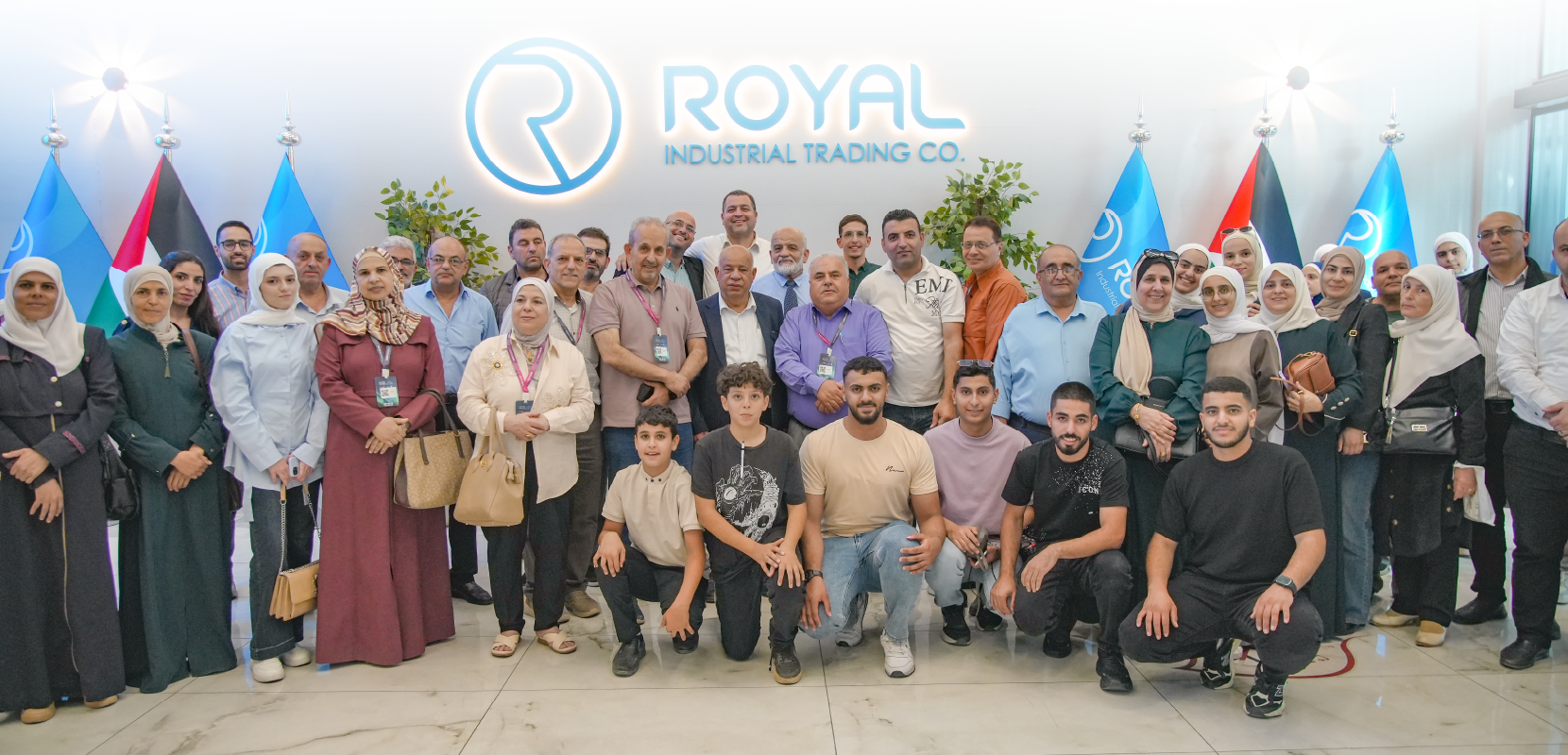 Royal Company hosts engineers from various governorates in cooperation with the Hebron Branch of the Engineers Association