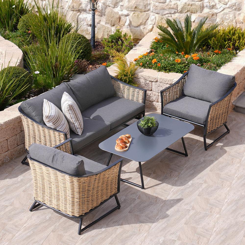 LANDRO Outdoor Furniture